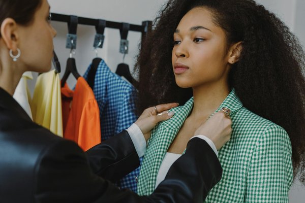 Découvrez notre collection de colliers dorés tendance